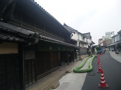 10060706_服部邸.jpg